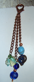 camaieu de bleu et perles de murano